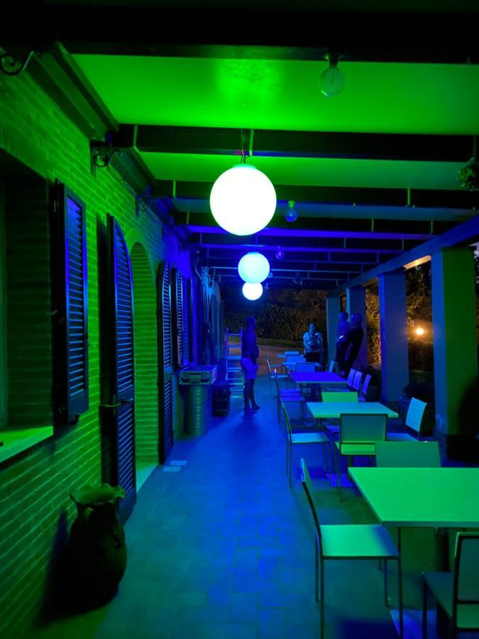 La Posta Di Bacco Apartment Gualdo Cattaneo Exterior photo